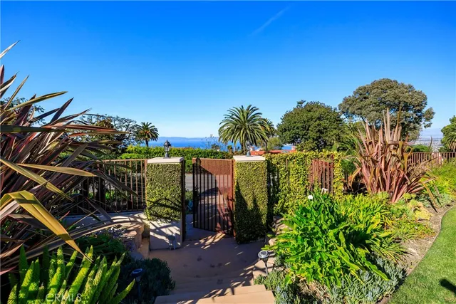 $4,790,000 | 900 VÃa Nogales, Palos Verdes Estates, CA 90274