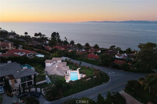$4,790,000 | 900 VÃa Nogales, Palos Verdes Estates, CA 90274