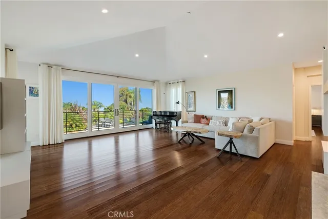 $4,790,000 | 900 VÃa Nogales, Palos Verdes Estates, CA 90274