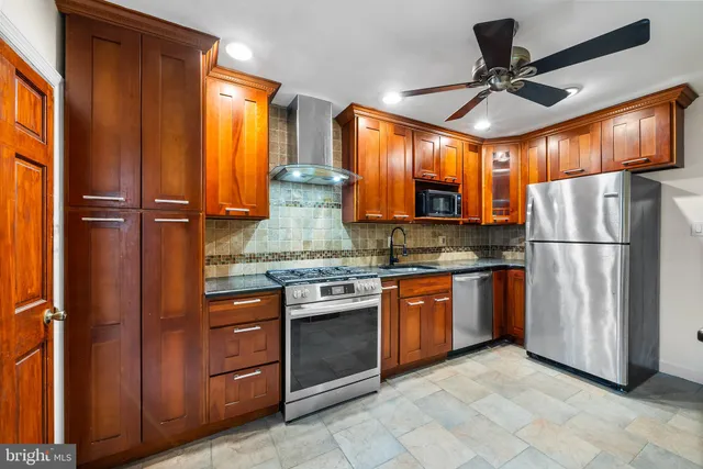 $1,830 | 1114 Snyder Avenue, Unit 1, Philadelphia, PA 19148