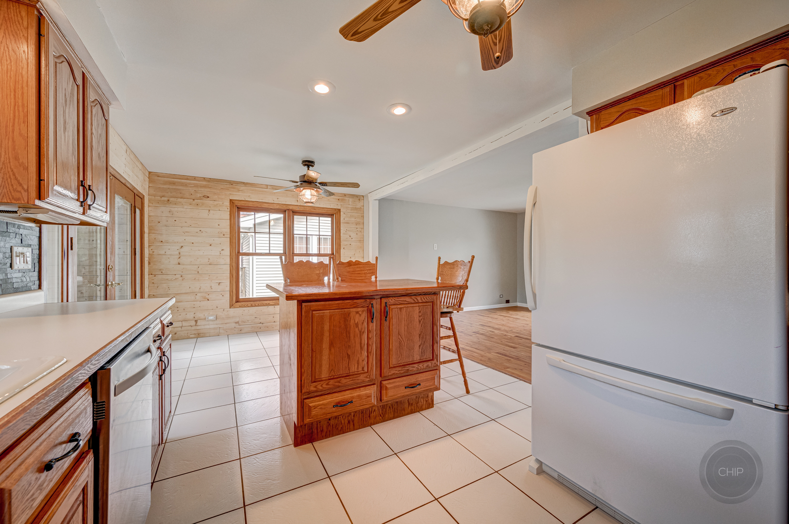 133 North Schmidt Road Bolingbrook, IL 60440 - Photo 10 of 27
