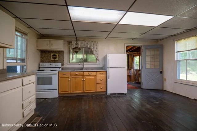 $199,000 | 763 Highway 217, Hudson, NY 12534