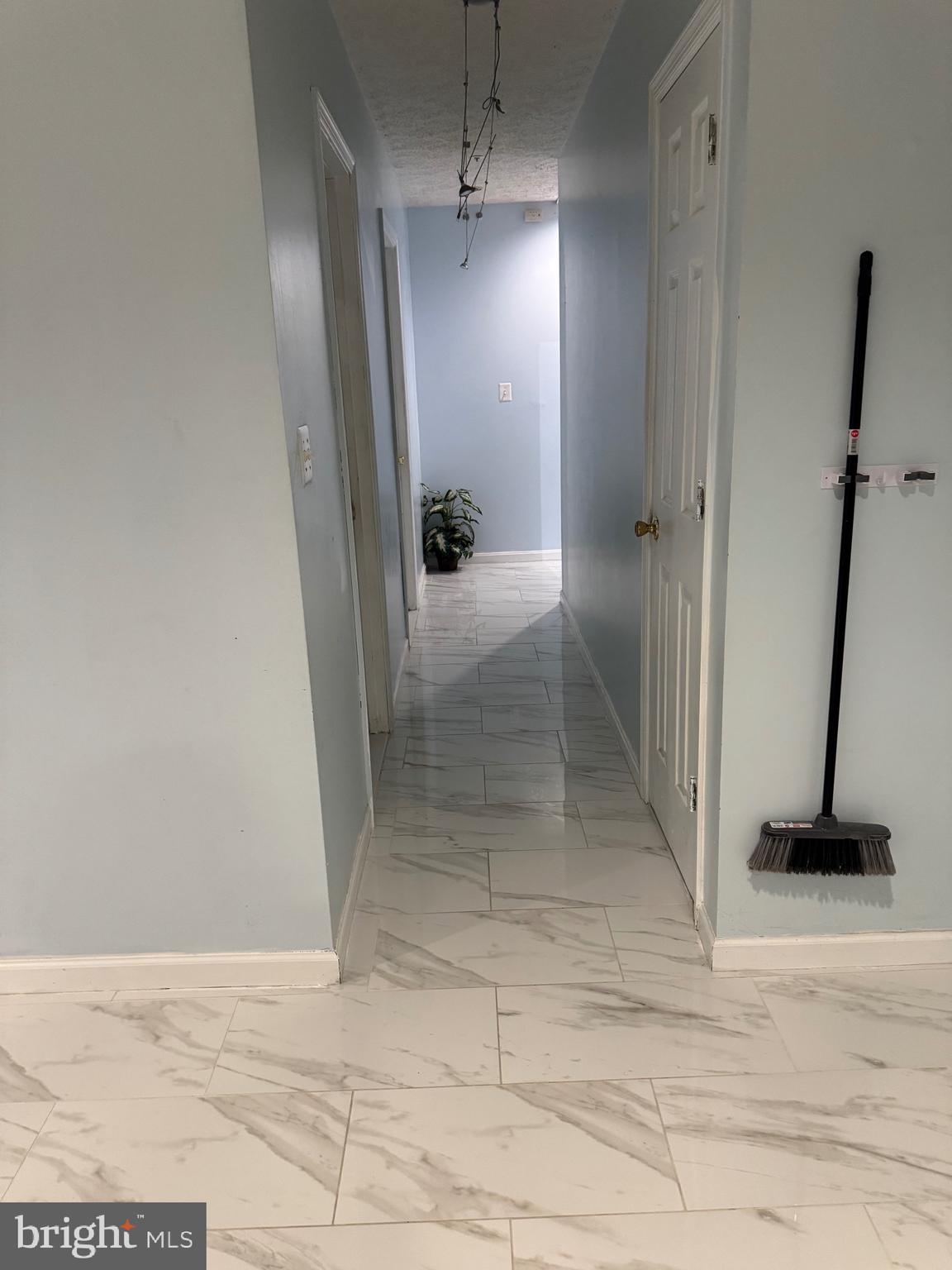 7148 Natures Road Columbia, MD 21046 - Photo 16 of 49 a view of a hallway