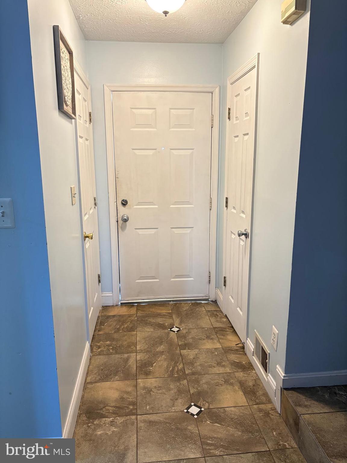 7148 Natures Road Columbia, MD 21046 - Photo 6 of 29