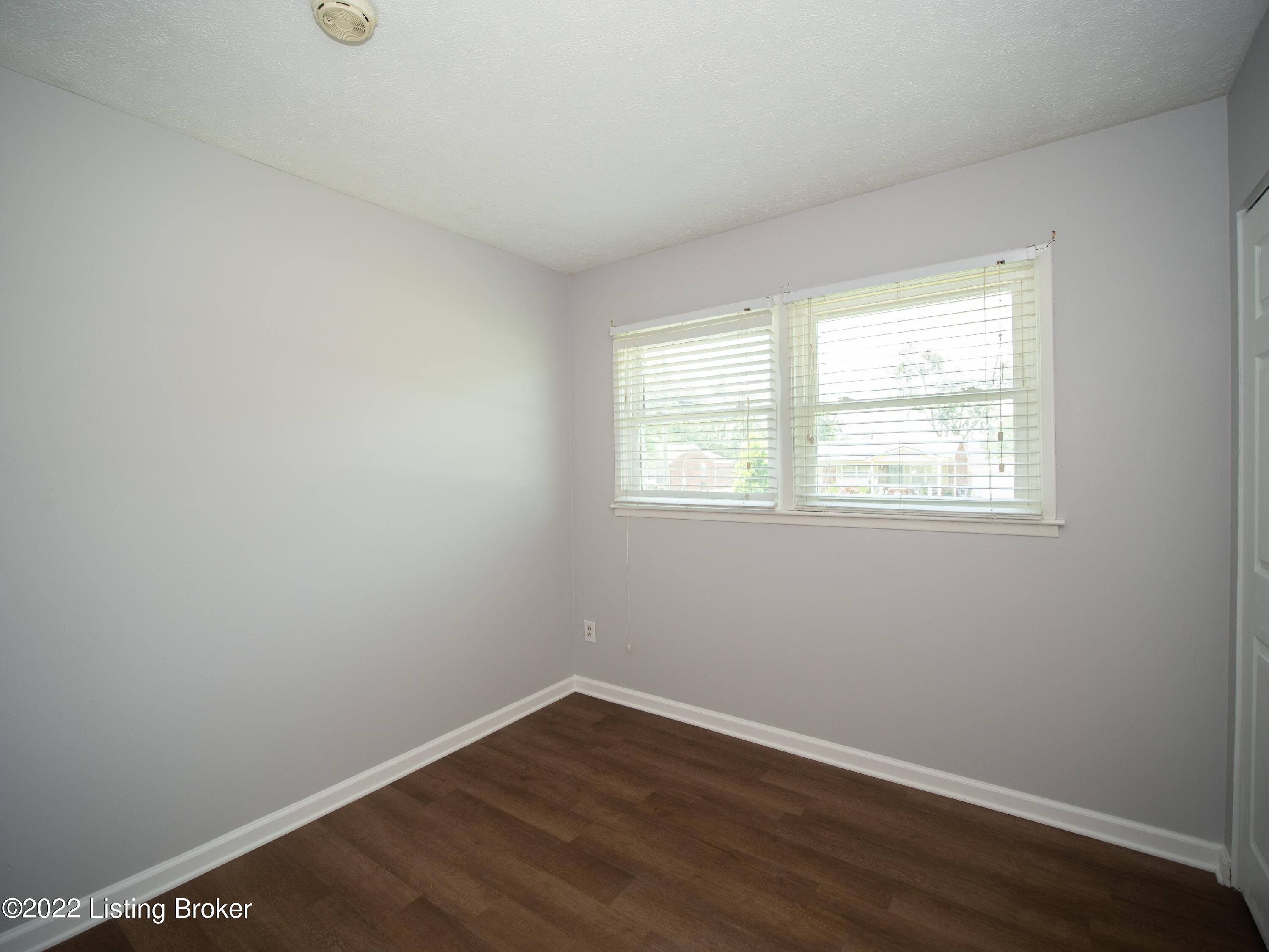 9613 Maple Road Louisville, KY 40229 - Photo 15 of 24 9613 Maple Road-15