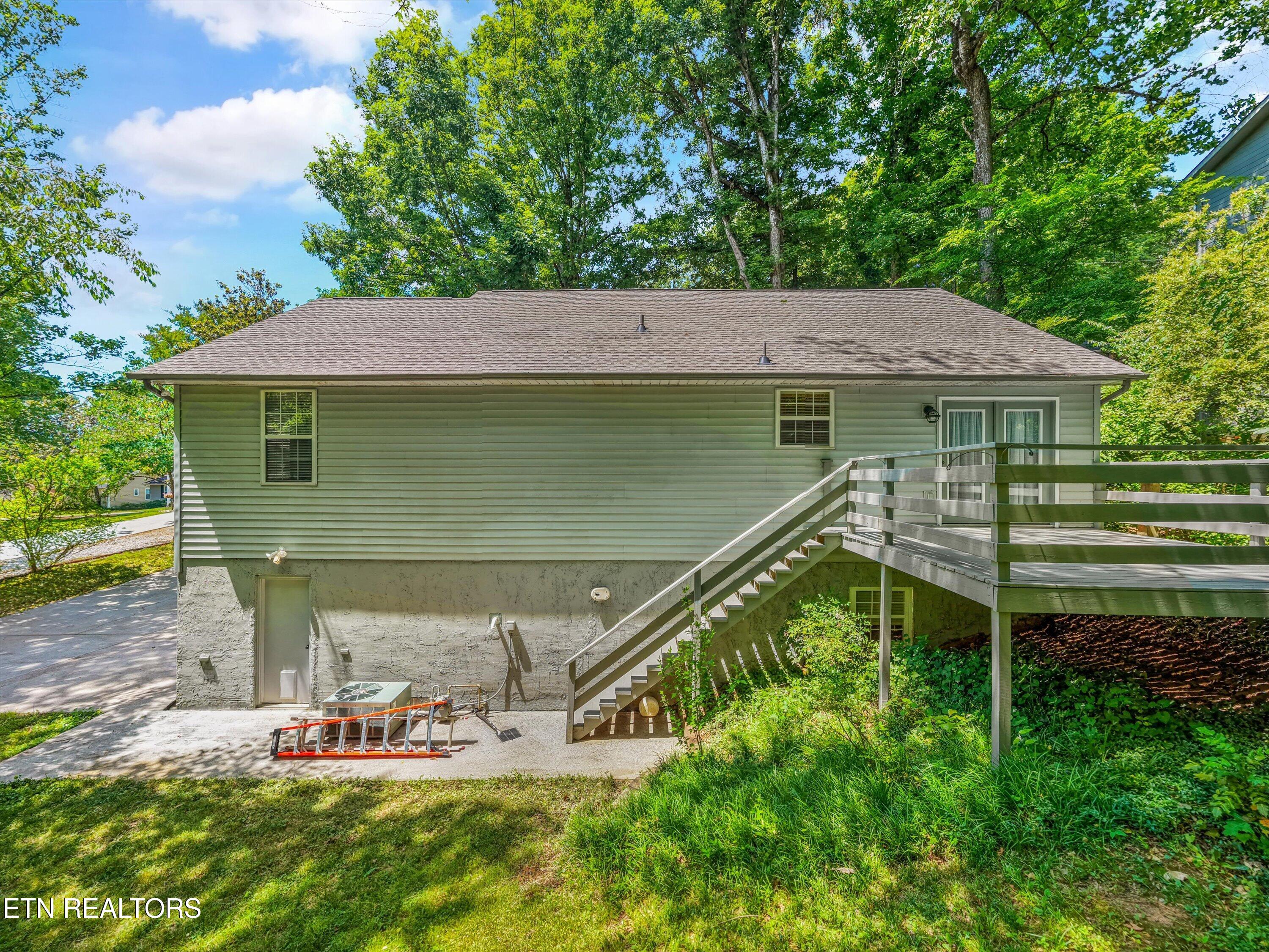 712 Kimbee Road Knoxville, TN 37923 - Photo 38 of 43 35-712 Kimbee Rd 02