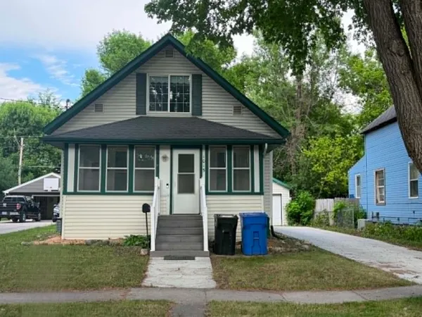 $240,000 | 1015 12th Street North, Fargo, ND 58102