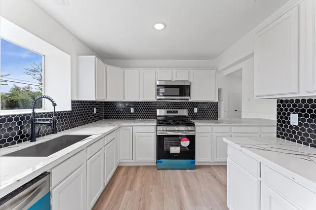 $2,100 | 17523 Hamilwood Drive, Cypress, TX 77433