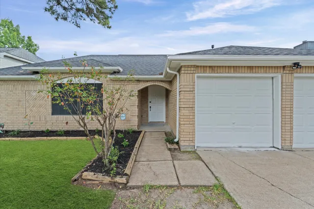 $2,100 | 17523 Hamilwood Drive, Cypress, TX 77433