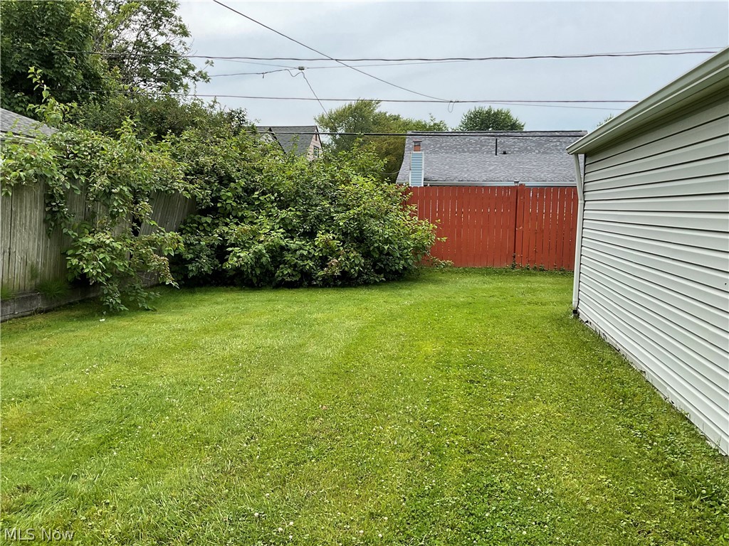 4702 Marigold Road Mentor, OH 44060 - Photo 15 of 18 View of yard