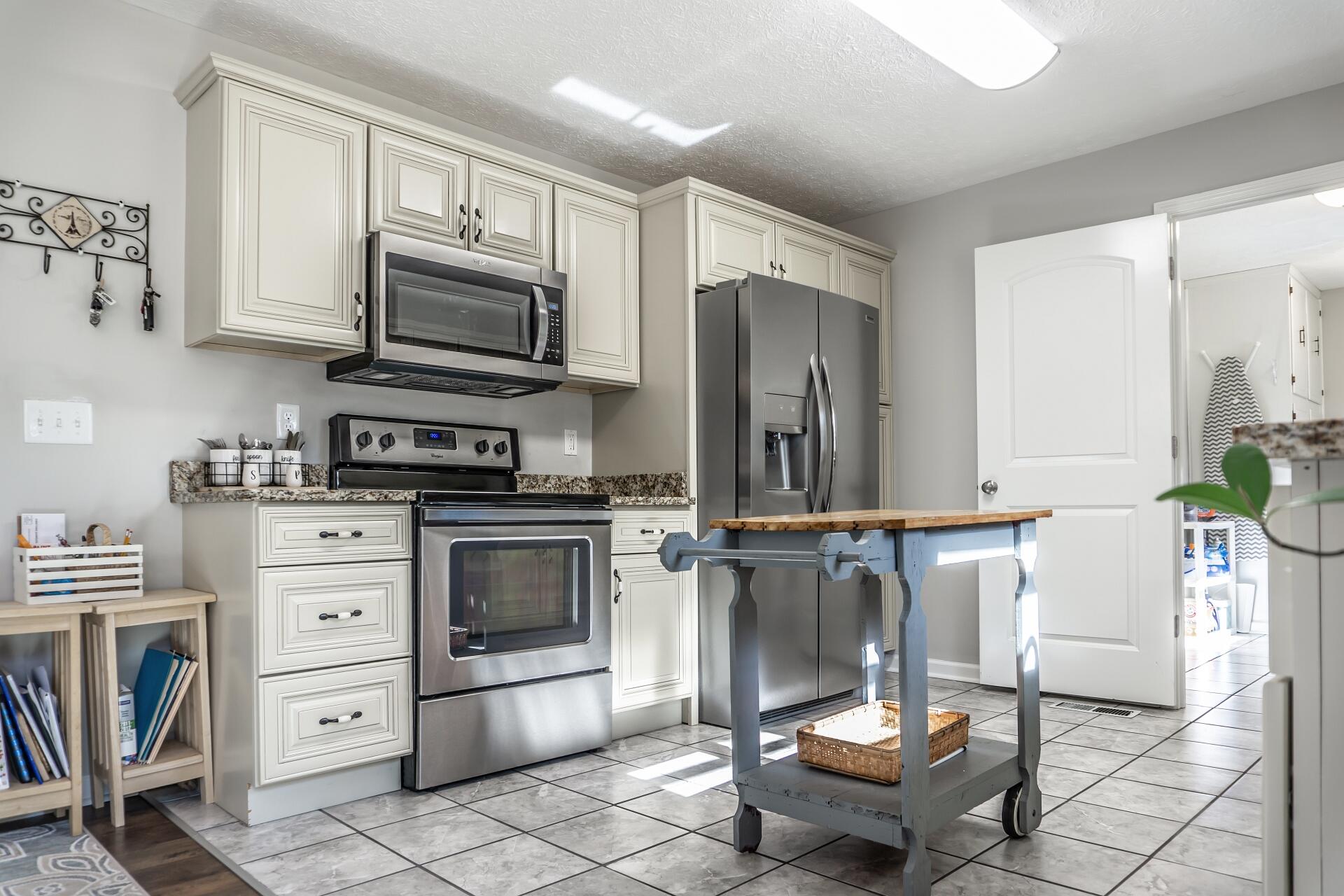 2000 Diana Road Kingsport, TN 37660 - Photo 41 of 57 2000DianaKpt_038