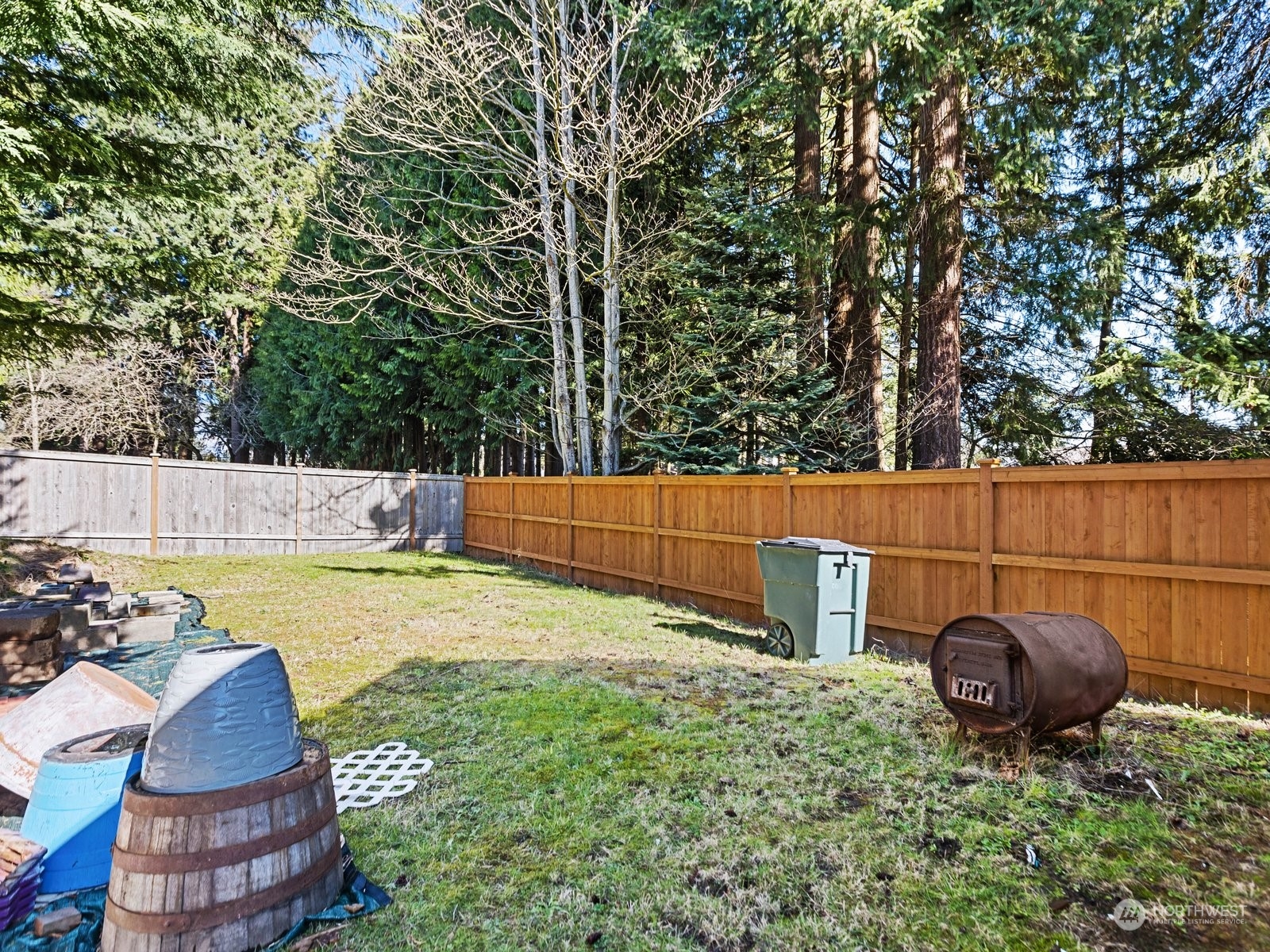 529 Cabot Road Everett, WA 98203 - Photo 32 of 40 a view of a backyard
