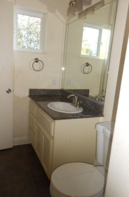 15775 Cloverdale Road Anderson, CA 96007 - Photo 8 of 17 DSCN0813