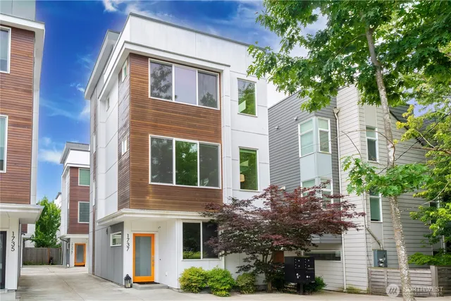 $948,800 | 1737 Northwest 63rd Street, Seattle, WA 98107