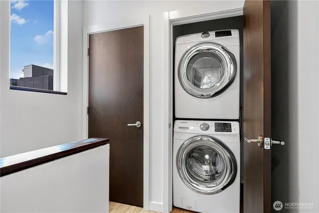 $948,800 | 1737 Northwest 63rd Street, Seattle, WA 98107