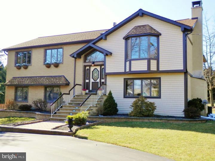 174 Davisville Road Warminster, PA 18974 - Photo 2 of 25 Gallery Image 2