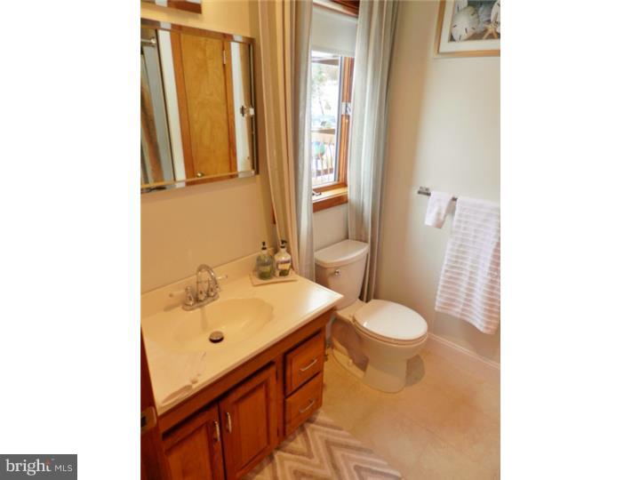 174 Davisville Road Warminster, PA 18974 - Photo 21 of 25 Gallery Image 21