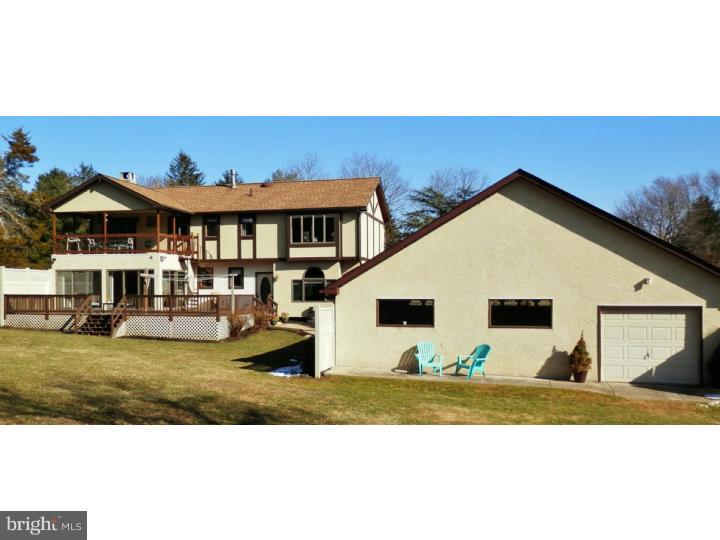 174 Davisville Road Warminster, PA 18974 - Photo 4 of 25 Gallery Image 4