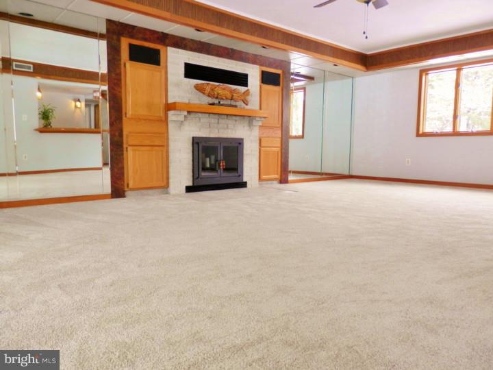 174 Davisville Road Warminster, PA 18974 - Photo 6 of 25 Gallery Image 6