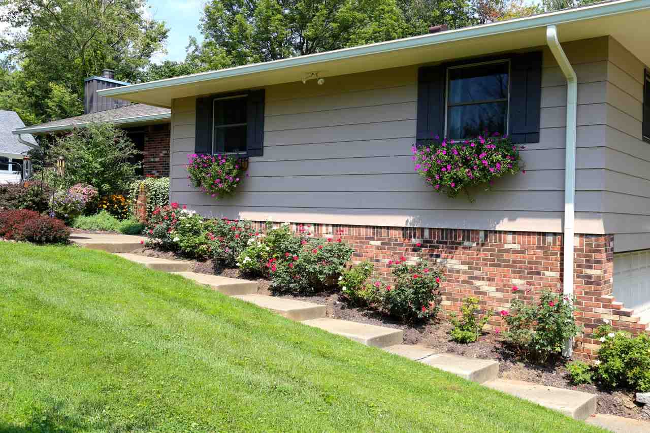 3617 East Post Road Bloomington, IN 47408 - Photo 2 of 35 Gallery Image 2