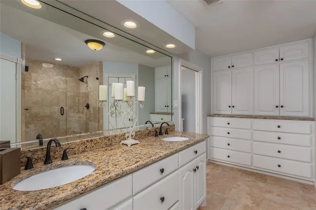 $937,000 | 400 Driftwood Court, Azle, TX 76020