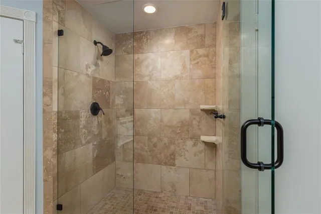 $937,000 | 400 Driftwood Court, Azle, TX 76020