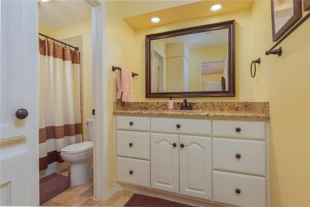 $937,000 | 400 Driftwood Court, Azle, TX 76020