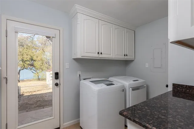 $937,000 | 400 Driftwood Court, Azle, TX 76020