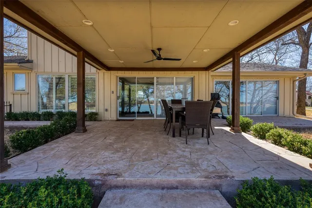 $937,000 | 400 Driftwood Court, Azle, TX 76020