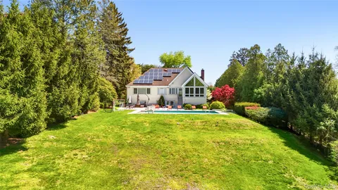 $2,495,000 | 33 Hillandale Road, Rye Brook, NY 10573