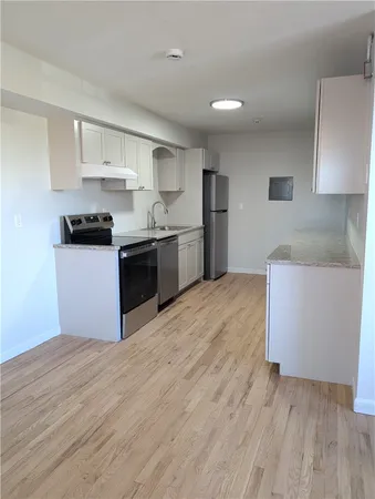 $1,725 | 420 Woodward Road, Unit 24, North Providence, RI 02904