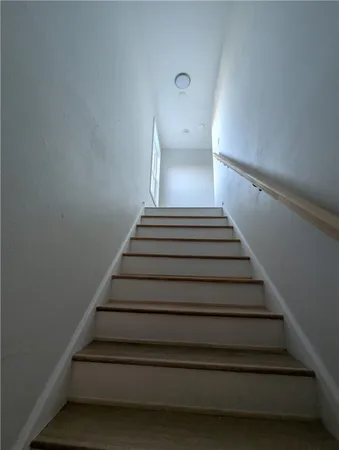 $1,725 | 420 Woodward Road, Unit 24, North Providence, RI 02904