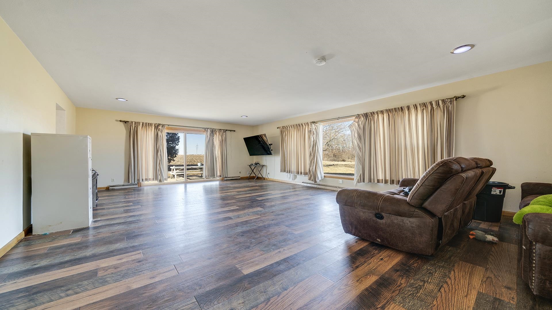 11015 West Haldane Road Polo, IL 61064 - Photo 4 of 47 Gallery Image 4