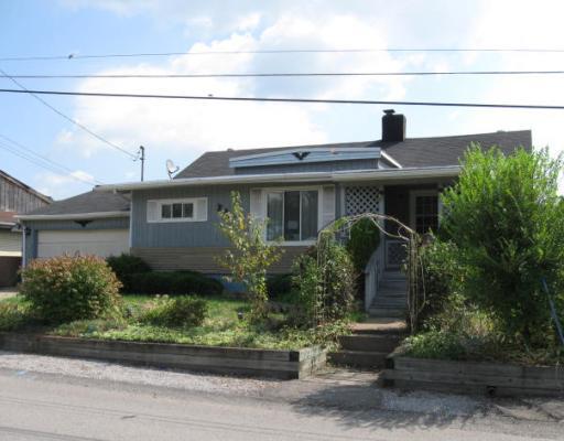 820 Walnut Street Rochester, PA 15074 - Photo 1 of 11 Exterior Front.