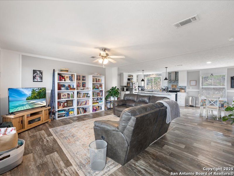 1999 Oil Well Comfort, TX 78013 - Photo 12 of 40