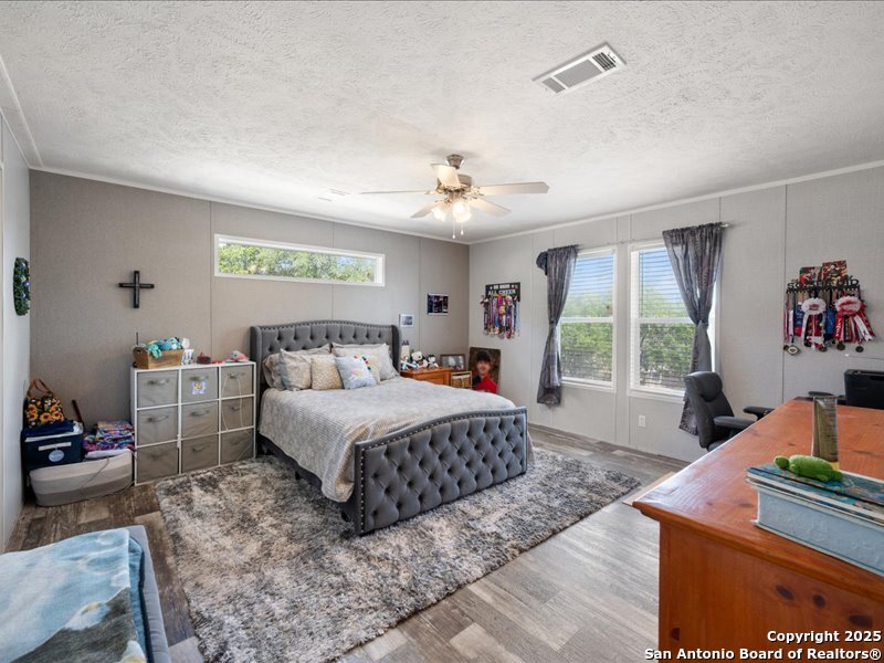 1999 Oil Well Comfort, TX 78013 - Photo 17 of 40