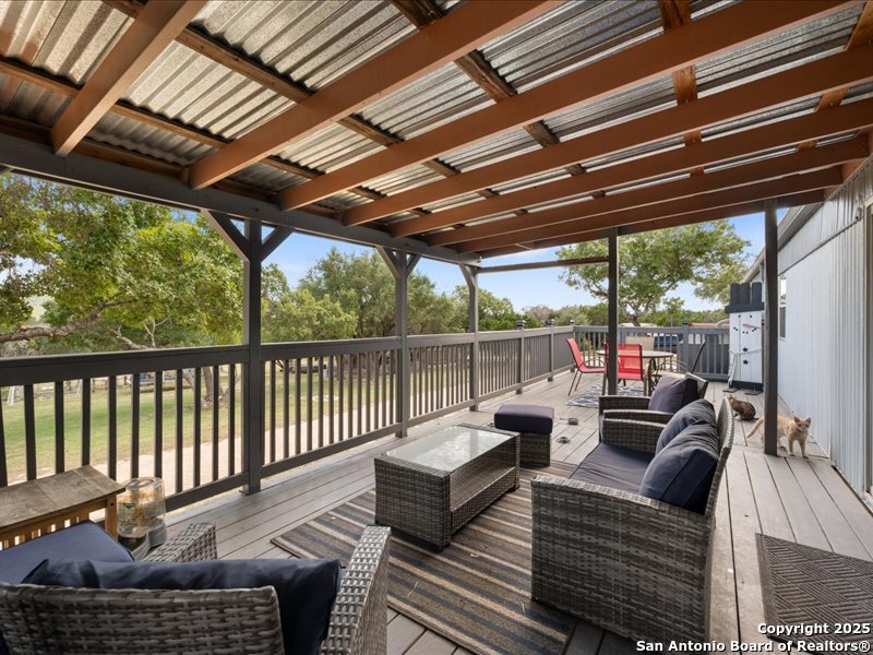 1999 Oil Well Comfort, TX 78013 - Photo 26 of 40