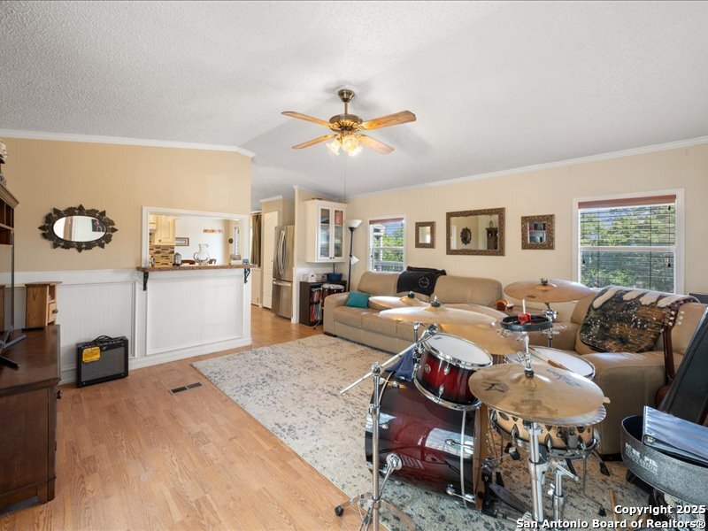 1999 Oil Well Comfort, TX 78013 - Photo 27 of 40