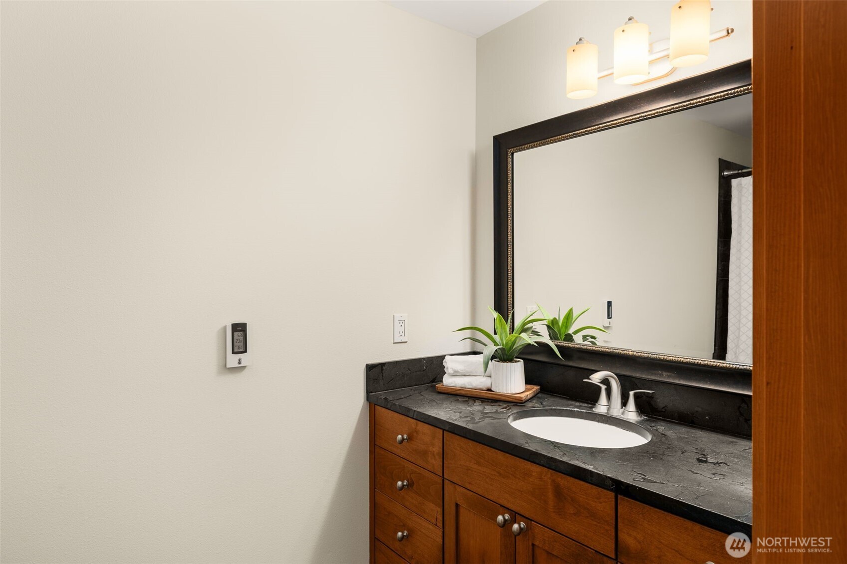 1759 Newport Avenue Northeast Renton, WA 98056 - Photo 21 of 36