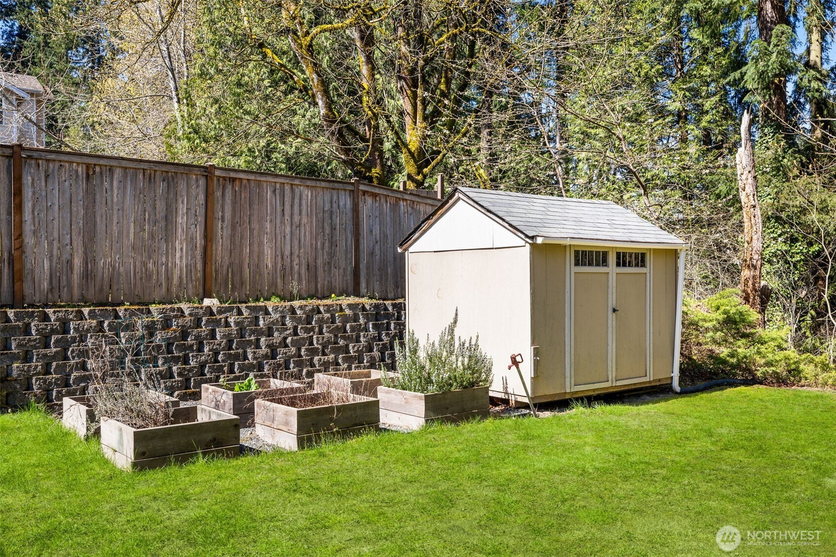 1759 Newport Avenue Northeast Renton, WA 98056 - Photo 32 of 36