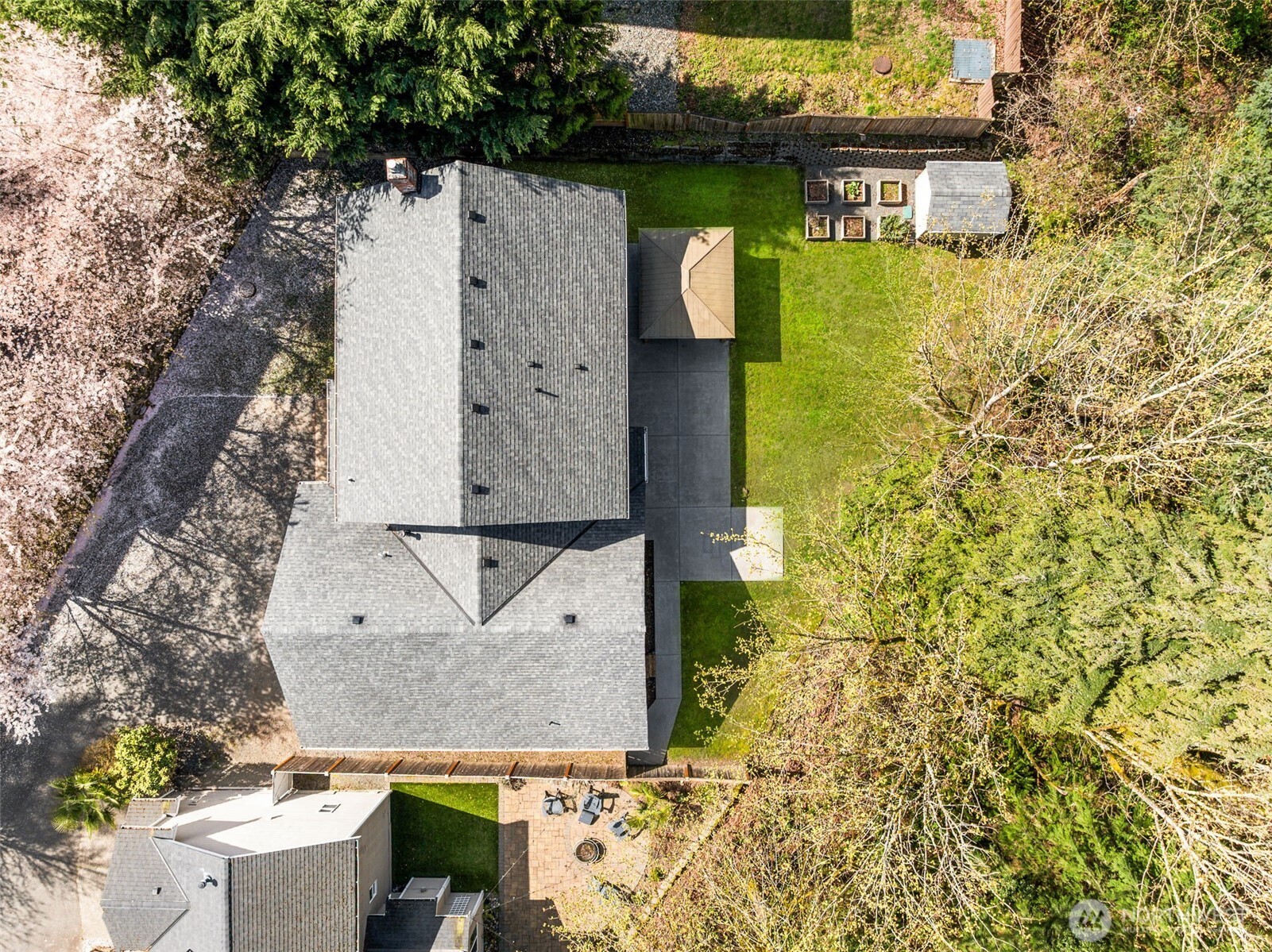 1759 Newport Avenue Northeast Renton, WA 98056 - Photo 34 of 36