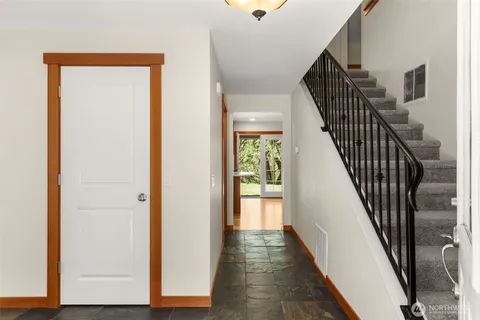 $1,150,000 | 1759 Newport Avenue Northeast, Renton, WA 98056