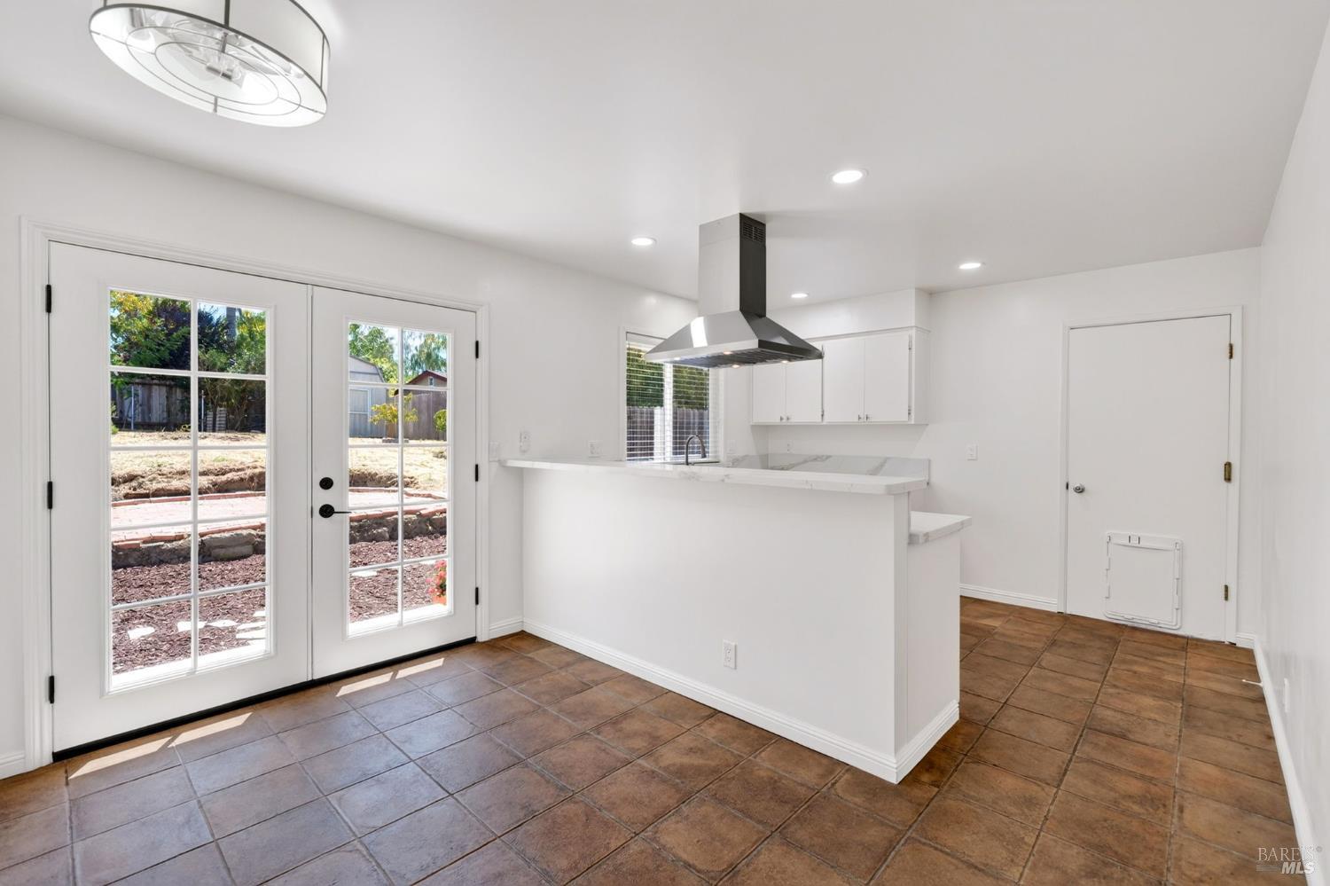 225 Spring Street Napa, CA 94559 - Photo 11 of 36 Gallery Image 11