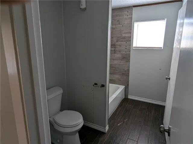 $1,500 | 2742 County Road 308, Orange Grove, TX 78372