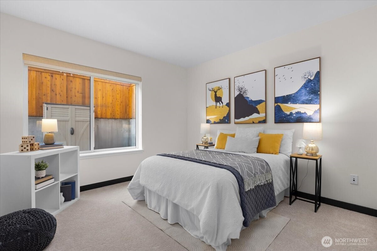 4217 Fremont Avenue North, Unit 1 Seattle, WA 98103 - Photo 21 of 40