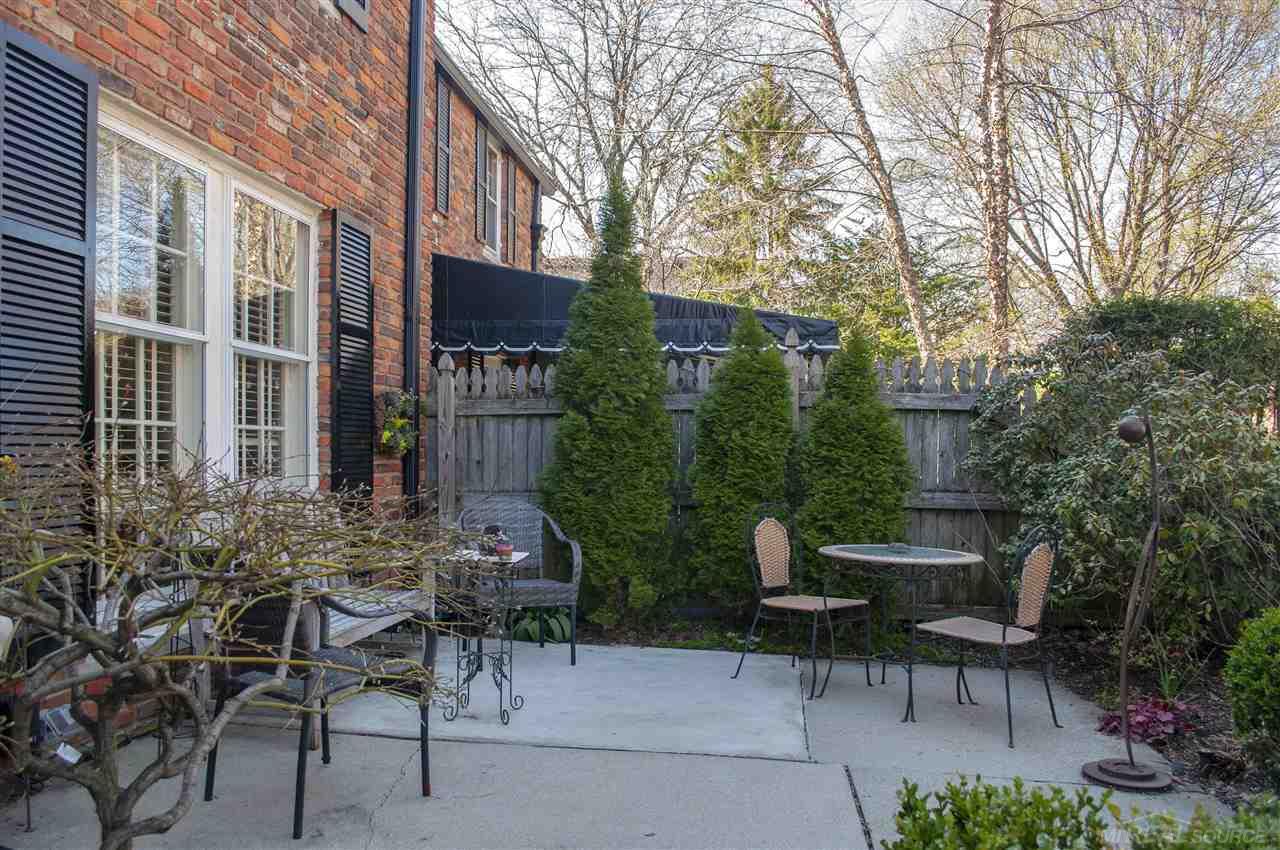 395 Rivard Boulevard Grosse Pointe, MI 48230 - Photo 6 of 54 31378482-5.JPG