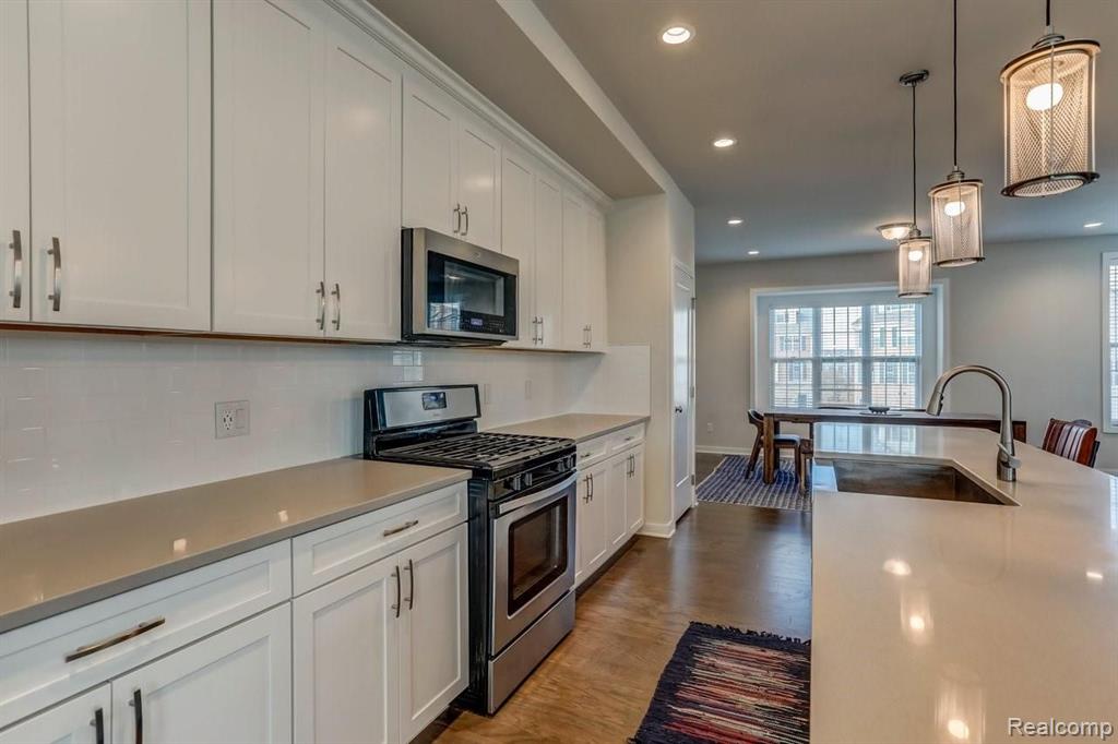 2841 Hardwick Road Ann Arbor, MI 48105 - Photo 12 of 43