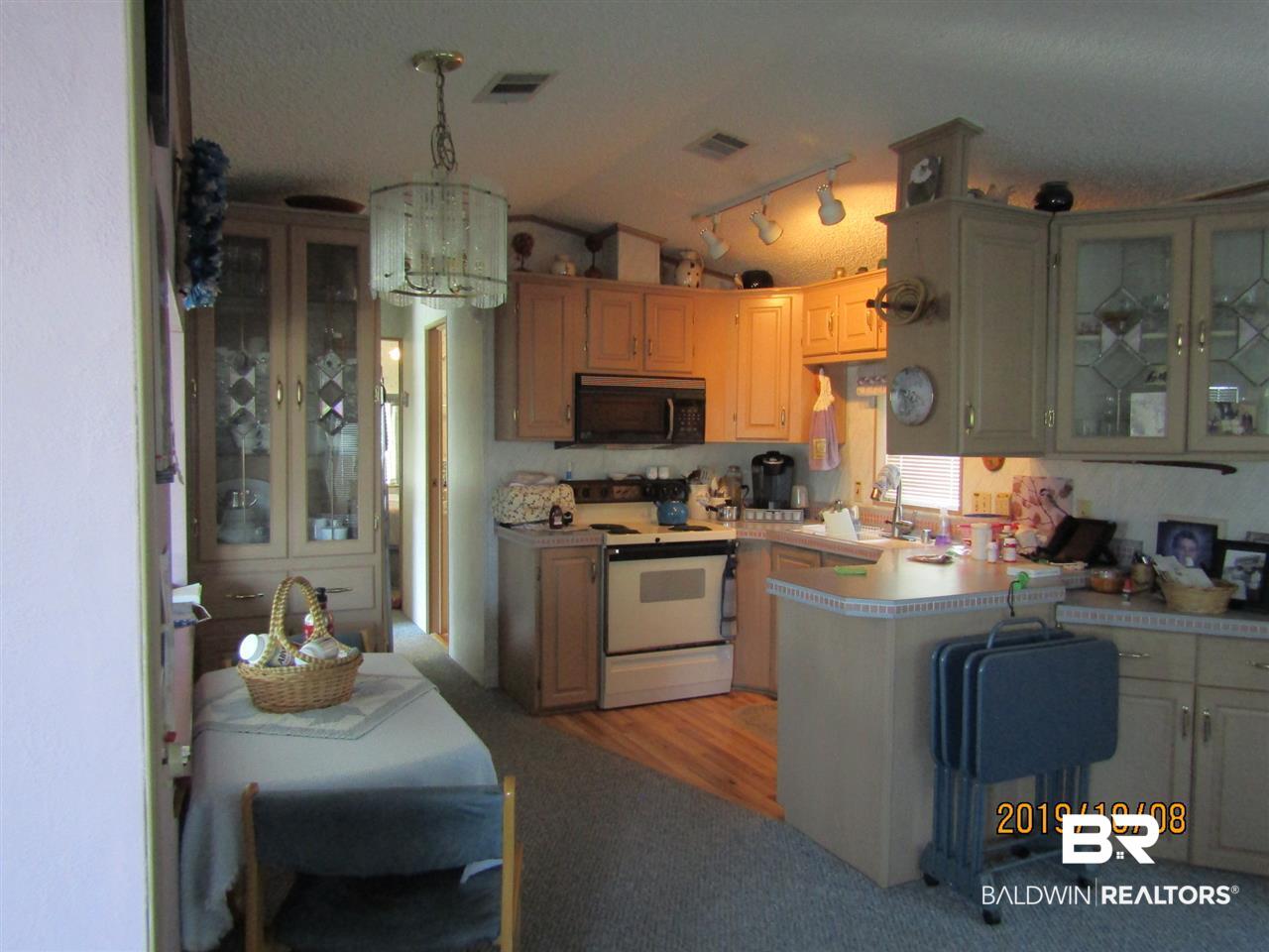 158 Defuniak Loop Lillian, AL 36549 - Photo 10 of 20 Breakfast area