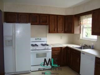 32752 Ridgefield Avenue Warren, MI 48088 - Photo 6 of 8 331517-5.JPG