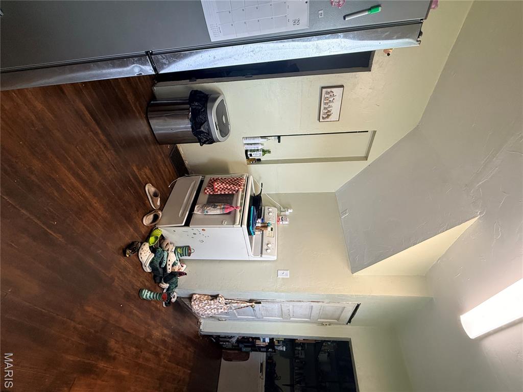 607 Springfield Road Gillespie, IL 62033 - Photo 10 of 32 Gallery Image 10